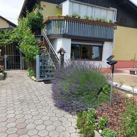 Apartma Reich Apartman Potony Kültér fotó